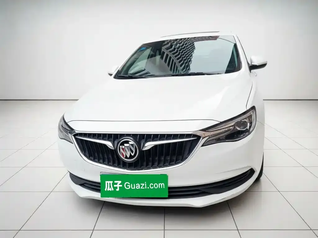 Buick Excelle Facelift 1.3T Auto Mild Hybrid Elite 2021 — фото 2