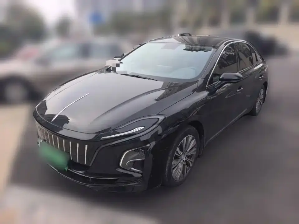 Hongqi E-QM5 431km Charging Enjoyment Edition 2023