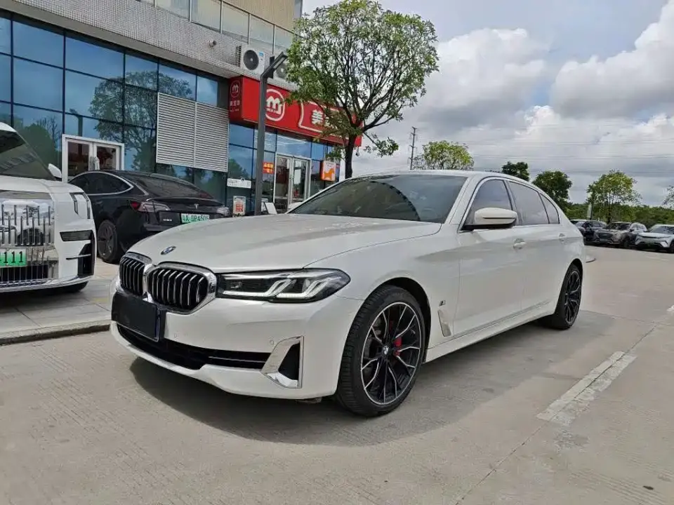 BMW 5 Series 530Li Leading Luxury Package 2023