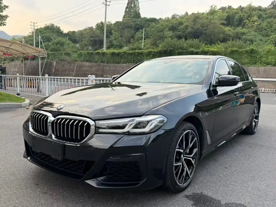 BMW 5 Series 530Li Exclusive M Sport Package 2022