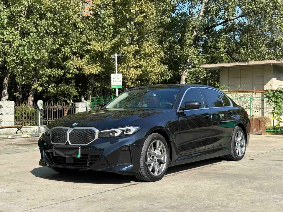 BMW i3 eDrive 35 L 2025