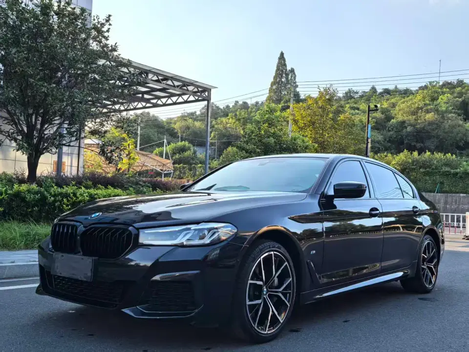 BMW 5 Series 530Li Exclusive M Sport Package 2022