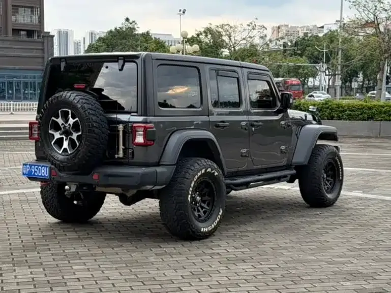 Jeep Wrangler 2.0T Rubicon Four-Door 2022 — фото 5