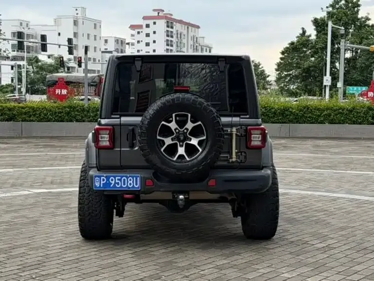 Jeep Wrangler 2.0T Rubicon Four-Door 2022 — фото 6