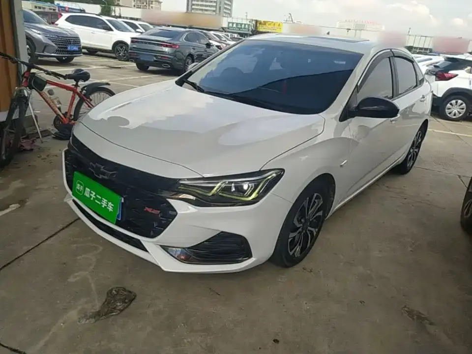 Chevrolet Monza RS 330T Auto Smooth Edition China VI 2019