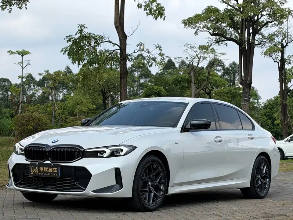 BMW 3 Series 330Li M Sport Night Edition 2025