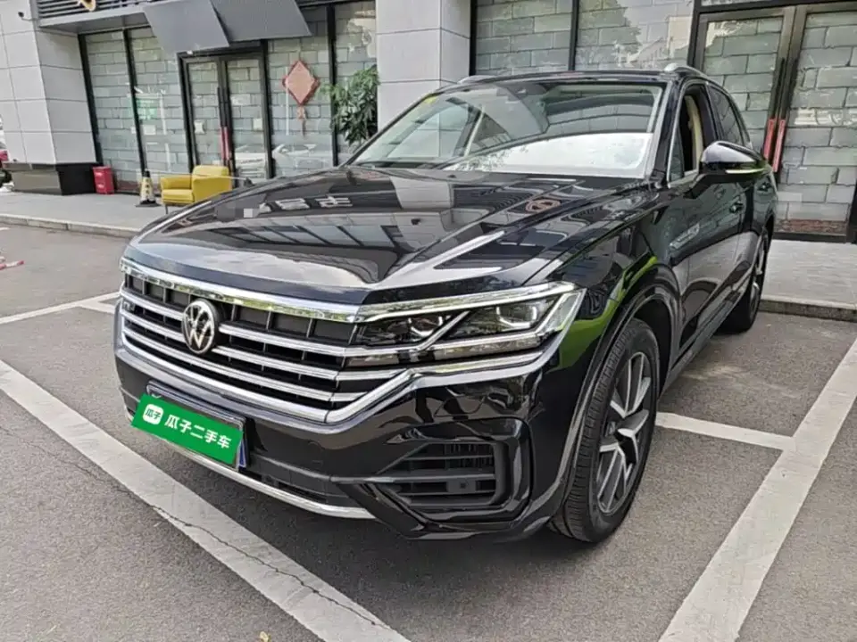 Volkswagen Touareg 3.0TSI R-Line Classic Sport Package 2021