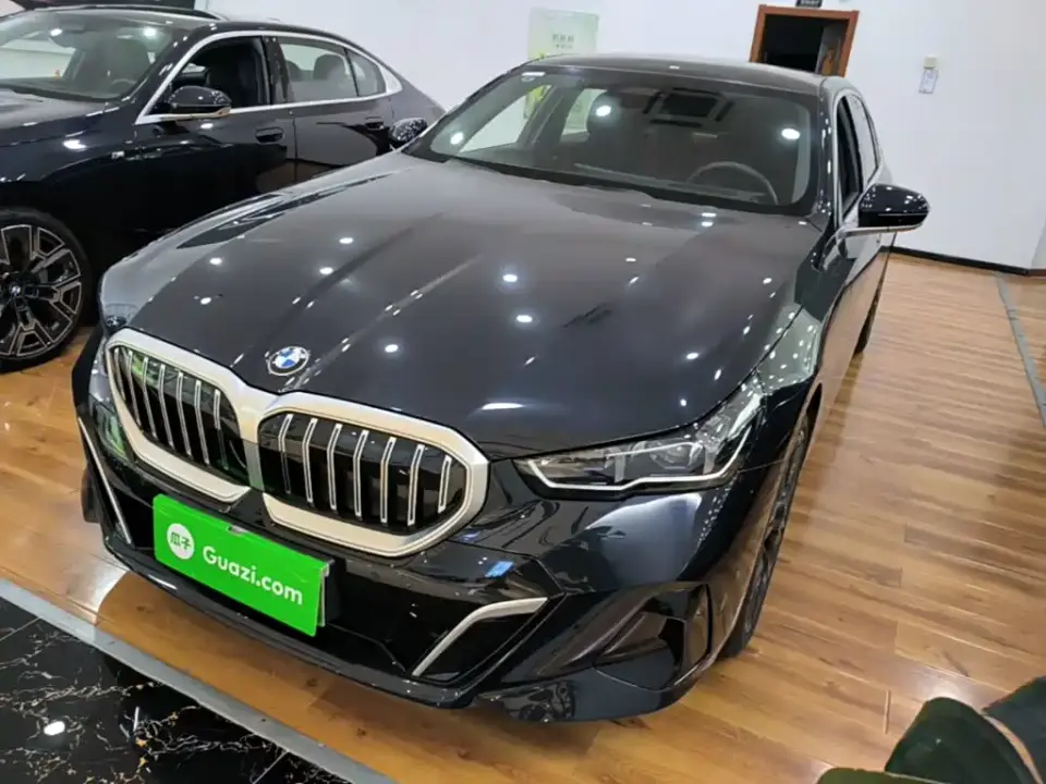 BMW 5 Series 530Li Premium M Sport Package 2025