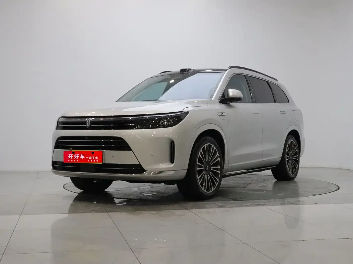 AITO Wenjie AITO M7 1.5T Smart AWD Max Edition 5-Seater 2023 — фото 2