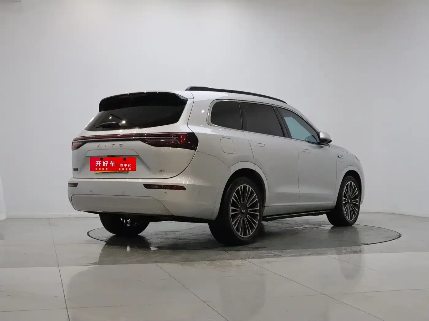 AITO Wenjie AITO M7 1.5T Smart AWD Max Edition 5-Seater 2023 — фото 5
