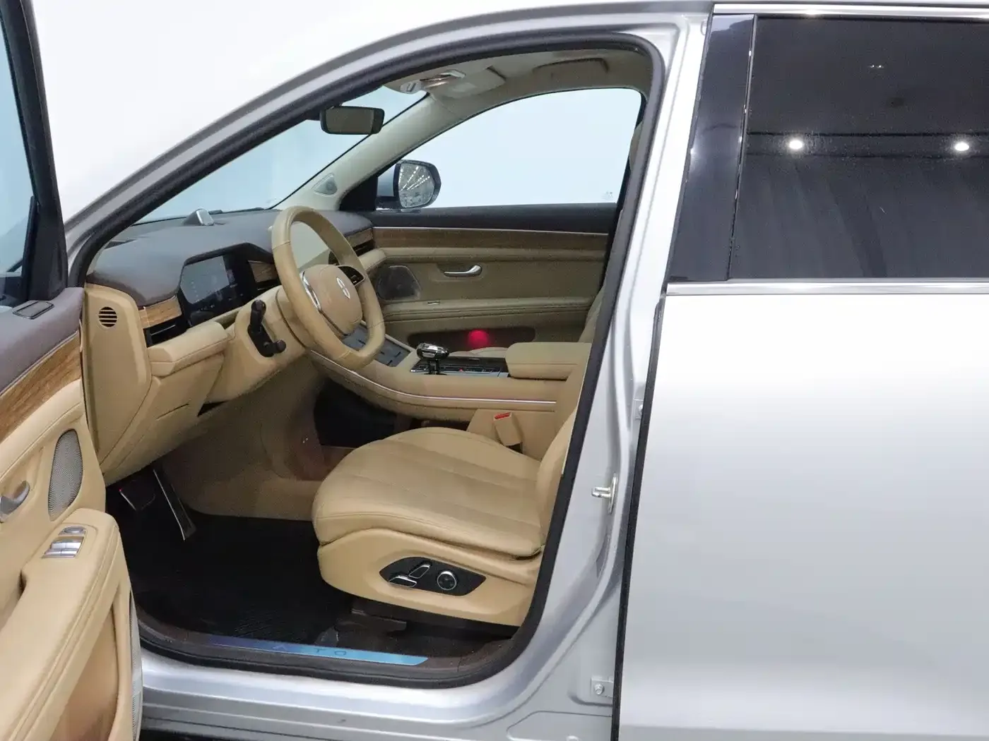 AITO Wenjie AITO M7 1.5T Smart AWD Max Edition 5-Seater 2023 — фото 16