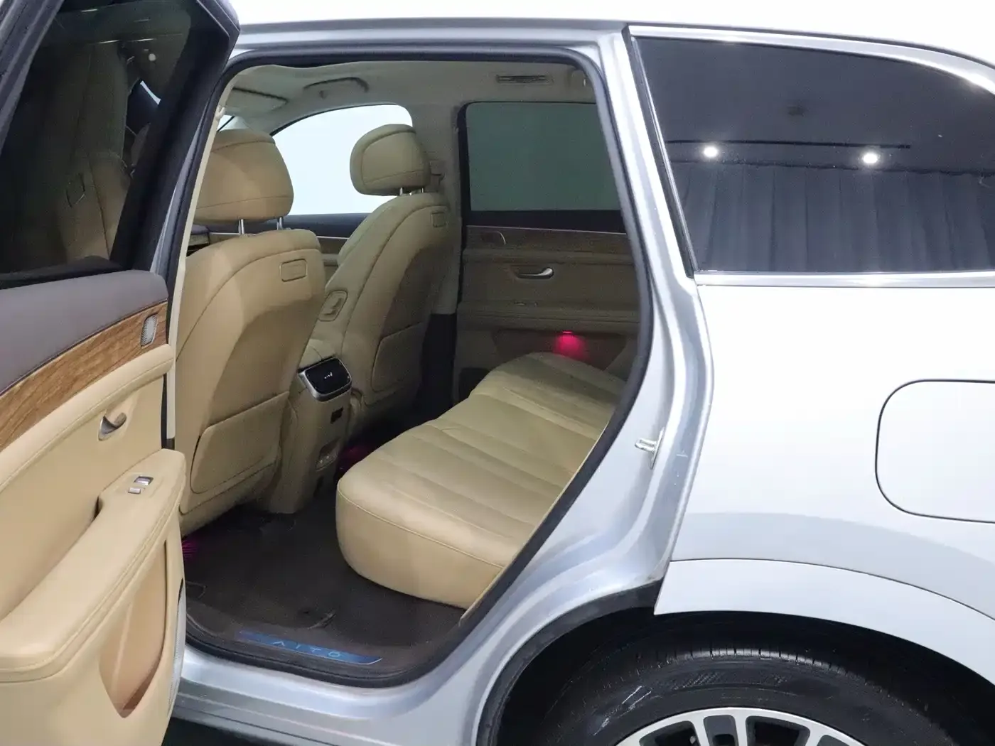 AITO Wenjie AITO M7 1.5T Smart AWD Max Edition 5-Seater 2023 — фото 19