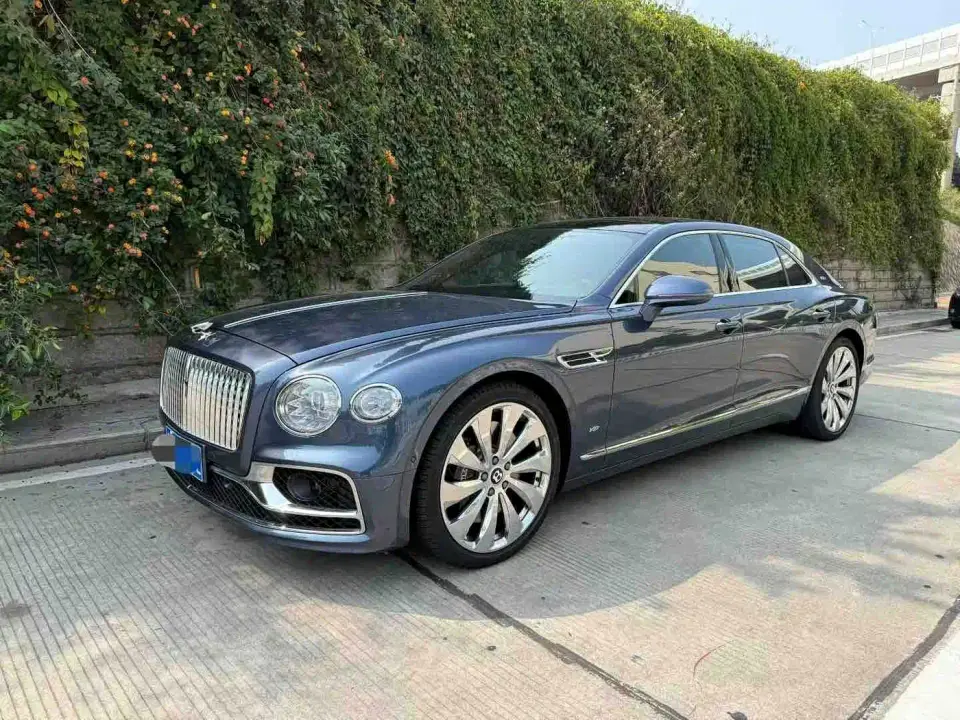 Bentley Flying Spur 4.0T V8 Standard Version 2021