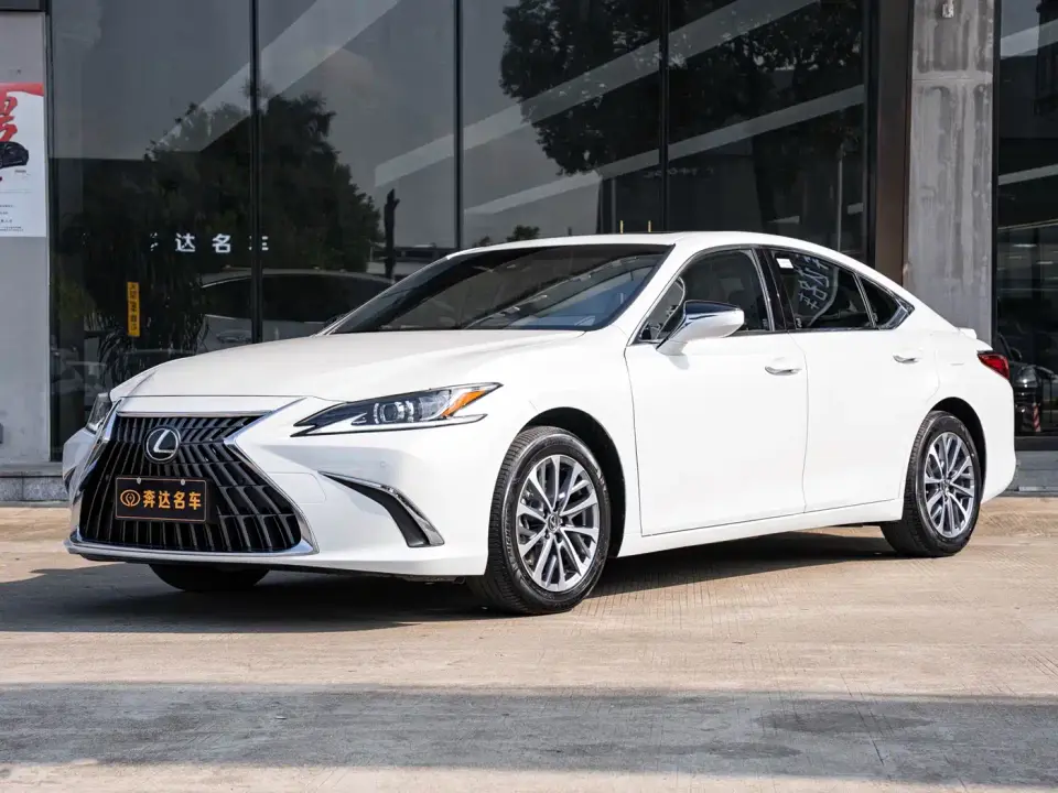 Lexus ES 300h Excellence Edition 2026