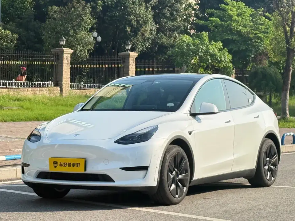 Tesla Model Y Facelift Rear-Wheel Drive Version 2023