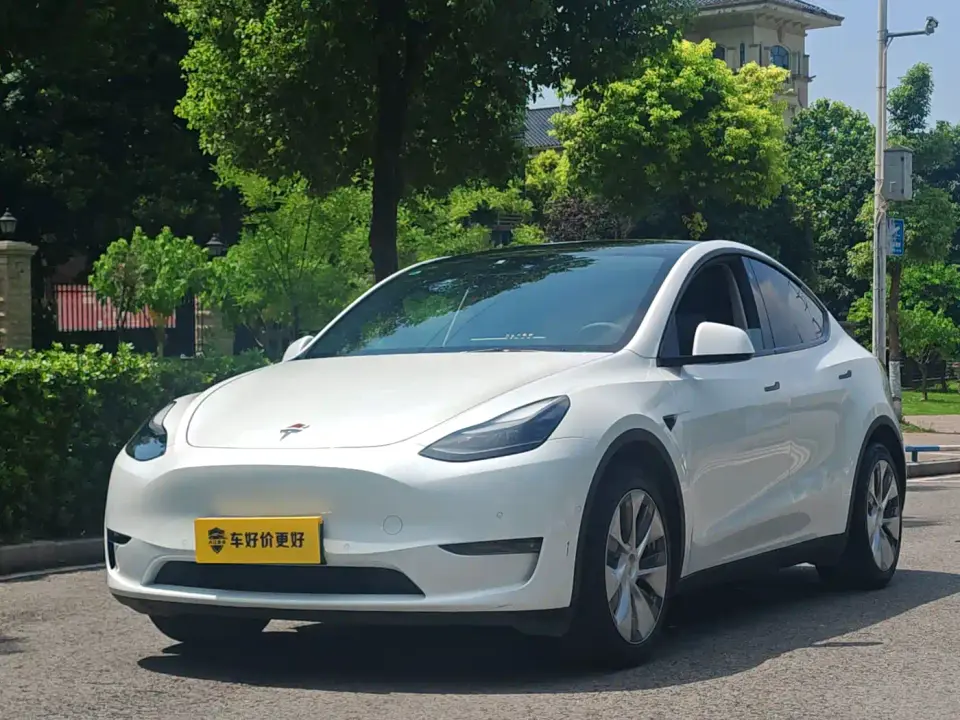 Tesla Model Y Facelift Rear-Wheel Drive Version 2023