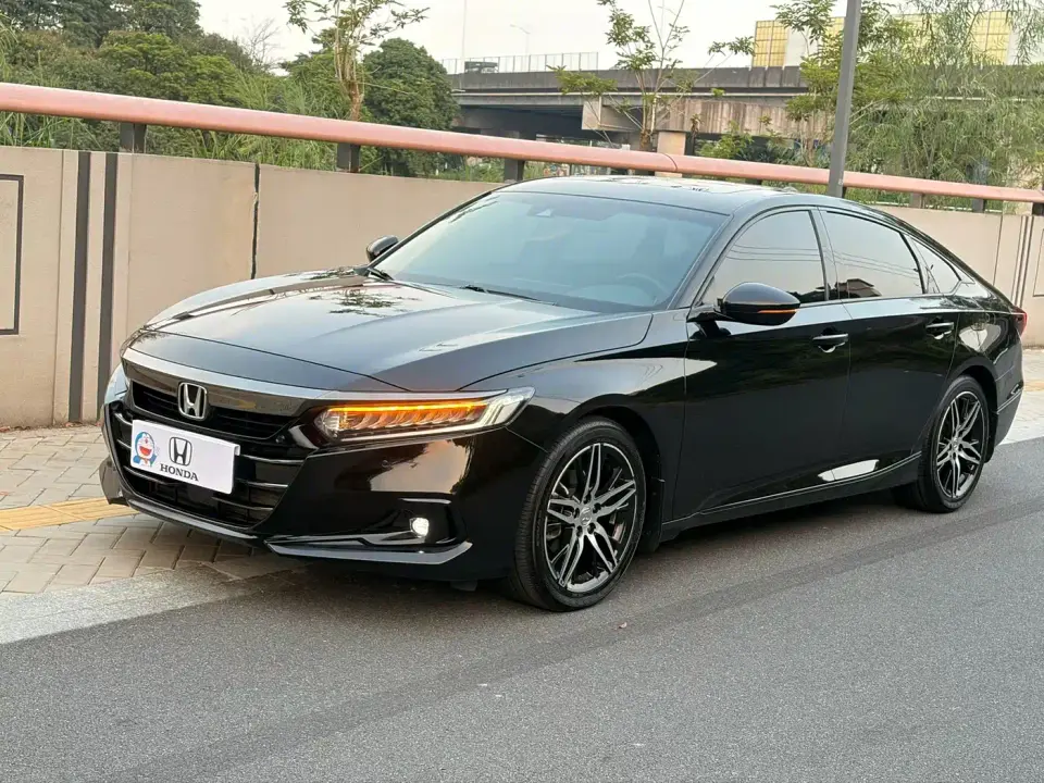 Honda Accord 260TURBO Phantom Night Premium 2022