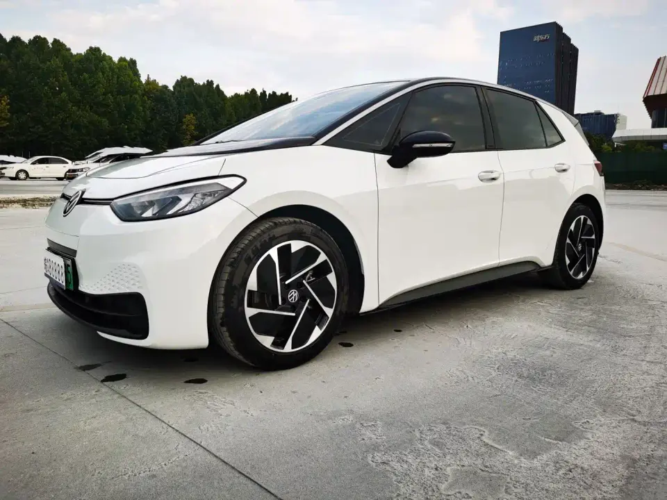 Volkswagen ID.3 Outstanding Edition 2024