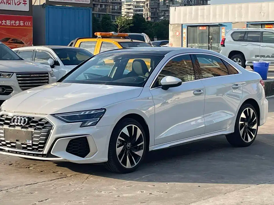 Audi A3 A3L Limousine 35 TFSI Style Sport 2022