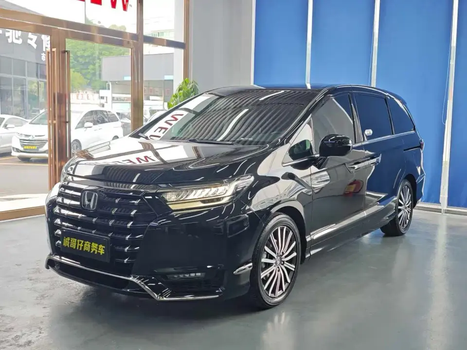 Honda Elysion 2.0L e:HEV Luxury 2022