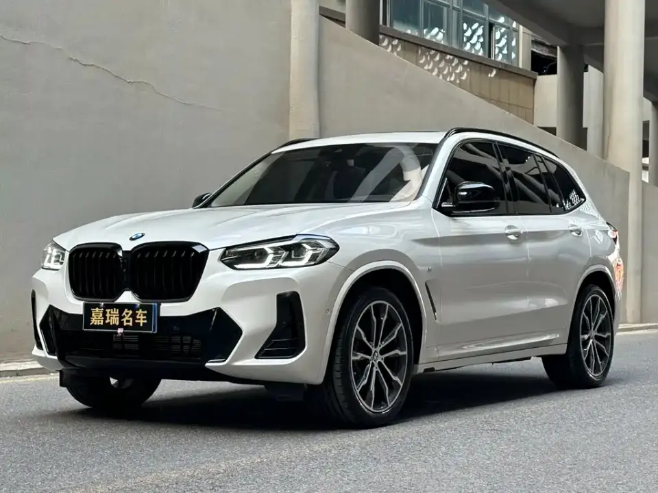 BMW X3 xDrive30i Leading M Night Package 2024