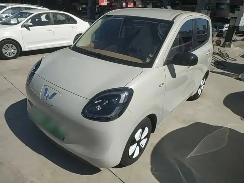 Wuling Motors Hongguang MINIEV 4-Door Advanced 2025