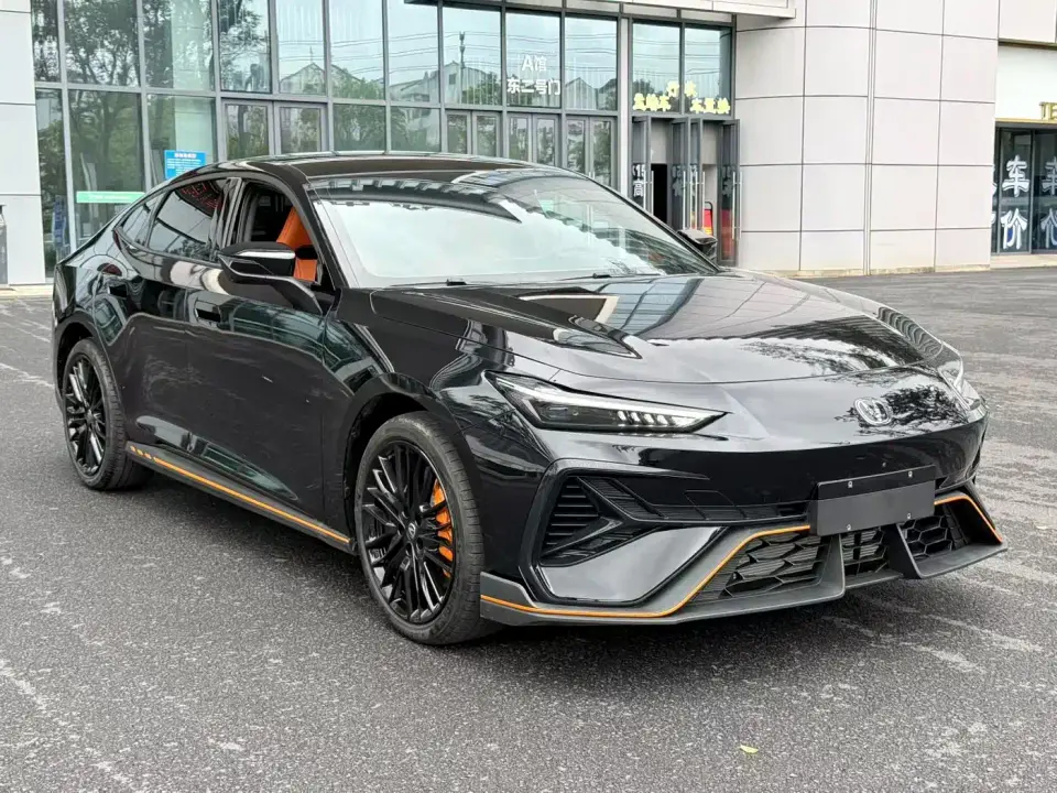 Changan UNI-V 2.0T Sport Version 2025