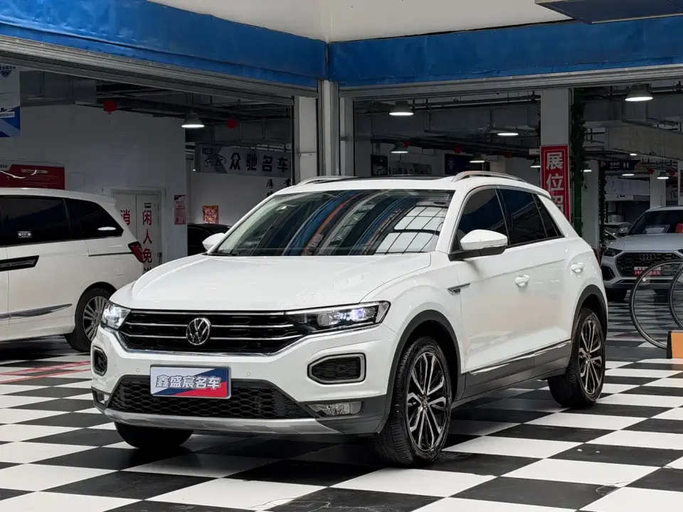 Volkswagen T-ROC 280TSI DSG 2WD Comfort PLUS 2022