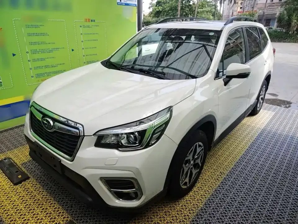 Subaru Forester 2.0i Luxury 2019