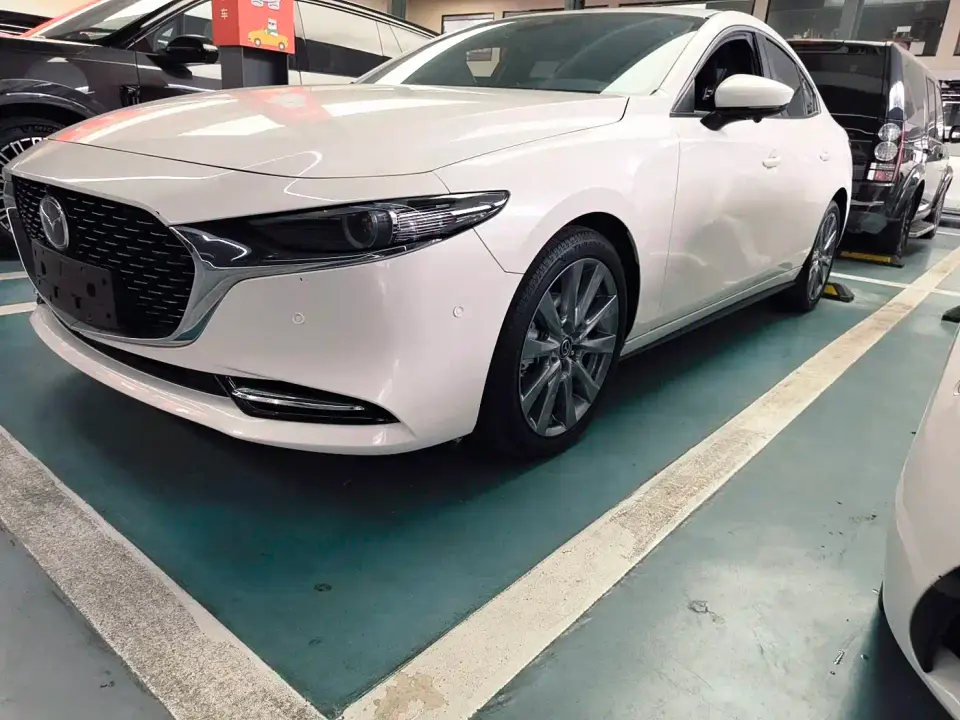 Mazda Mazda3 Axela 2.0L Auto Zhiqing 2023