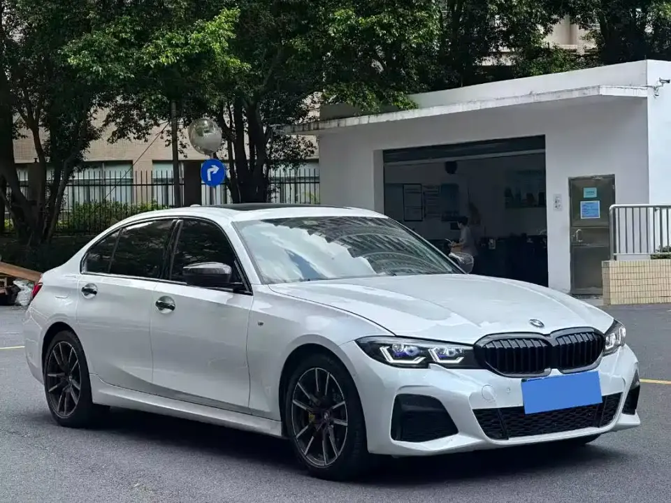 BMW 3 Series 325Li M Sport Package 2020