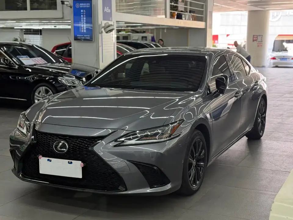 Lexus ES Model 260 Excellence Edition 2020