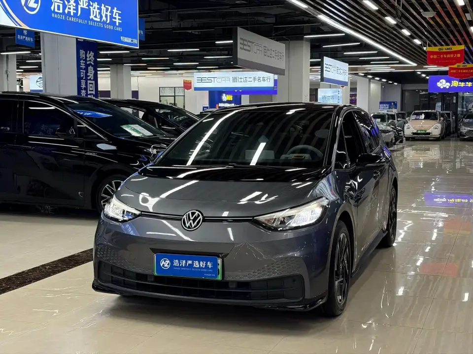 Volkswagen ID.3 Outstanding Edition 2024