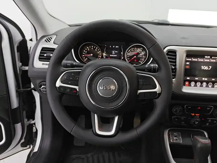 Jeep Compass 220T Automatic Joy Edition 2020 — фото 15