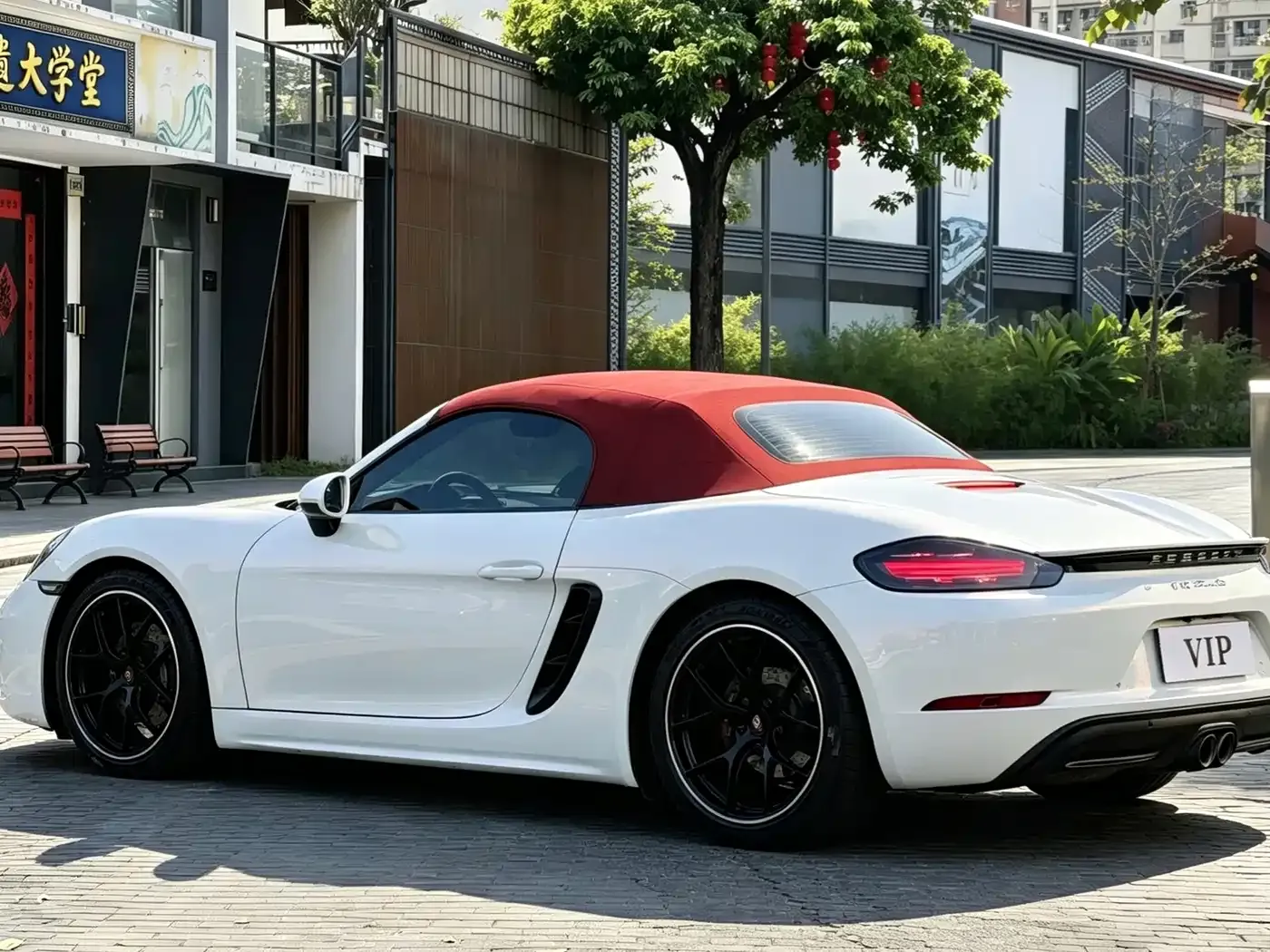 Porsche 718 Boxster 2.0T 2022 — фото 9