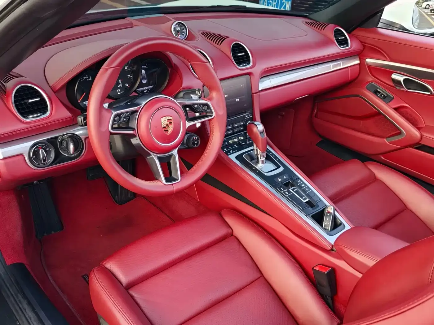 Porsche 718 Boxster 2.0T 2022 — фото 6