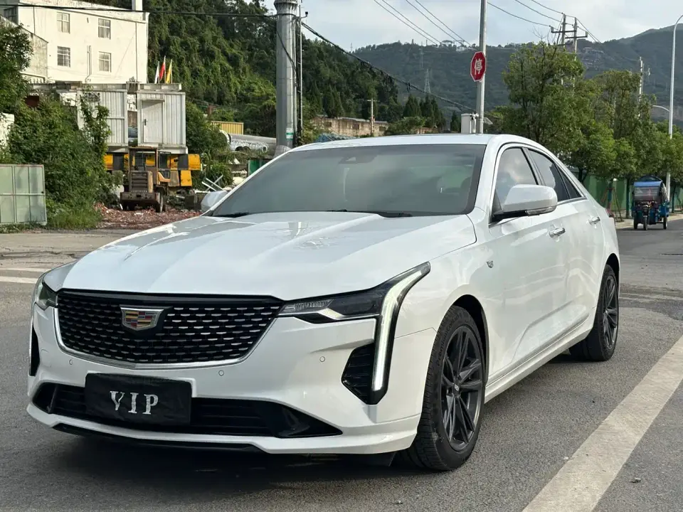 Cadillac CT4 28T Luxury Model 2022