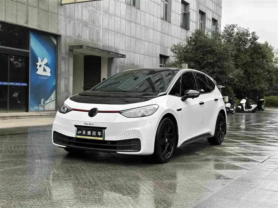 Volkswagen ID.3 Outstanding Edition 2024