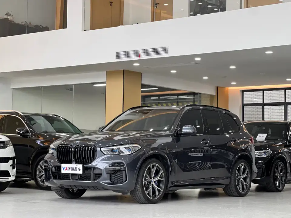 BMW X5 (Import) xDrive40i Premium M Sport Package 2022