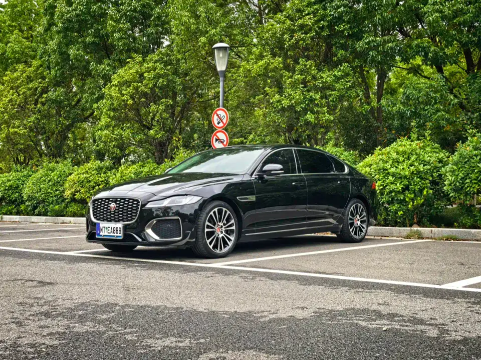 Jaguar XFL XFL 2.0T P250 2WD Premium Luxury 2023