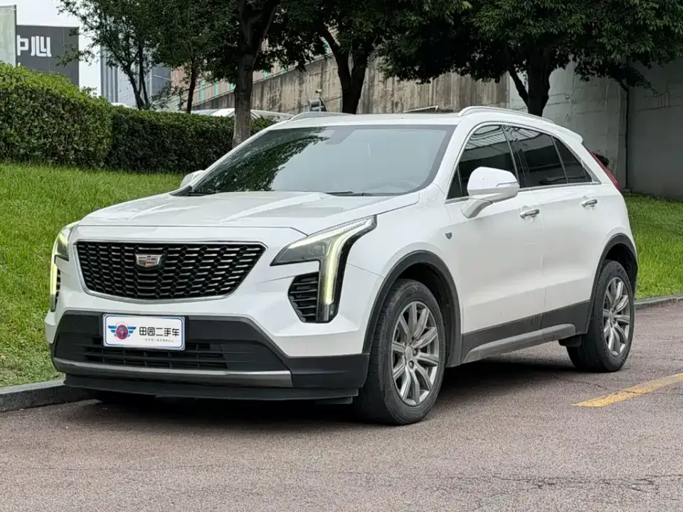 Cadillac XT4 28T FWD Premium Edition 2021