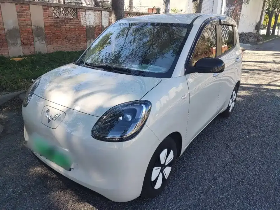 Wuling Motors Hongguang MINIEV 4-Door Advanced 2025