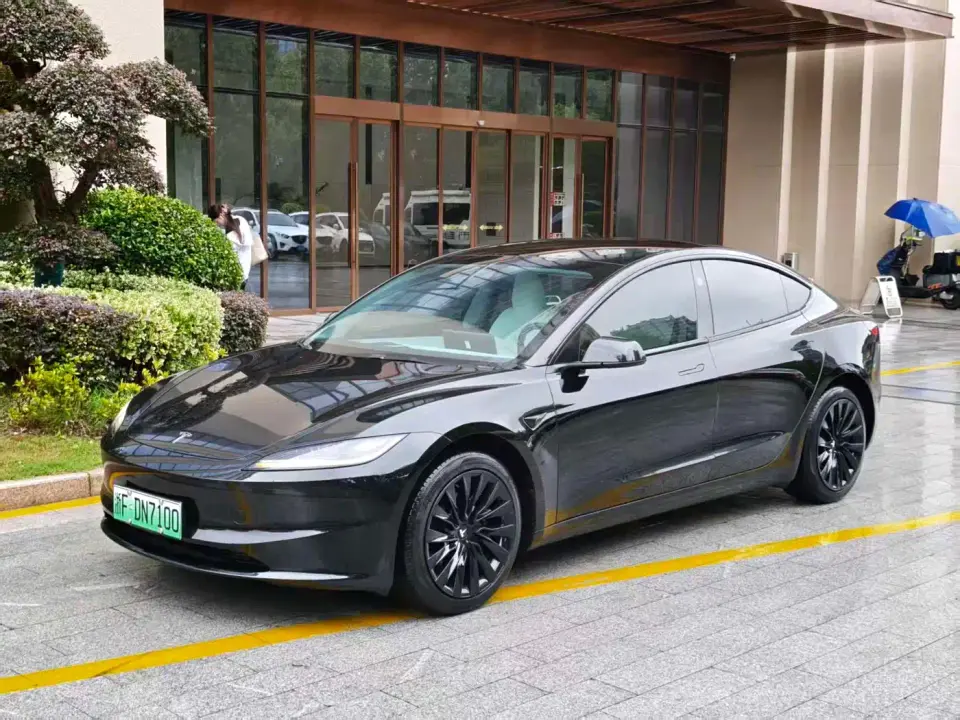 Tesla Model 3 Rear-Wheel Drive 2023