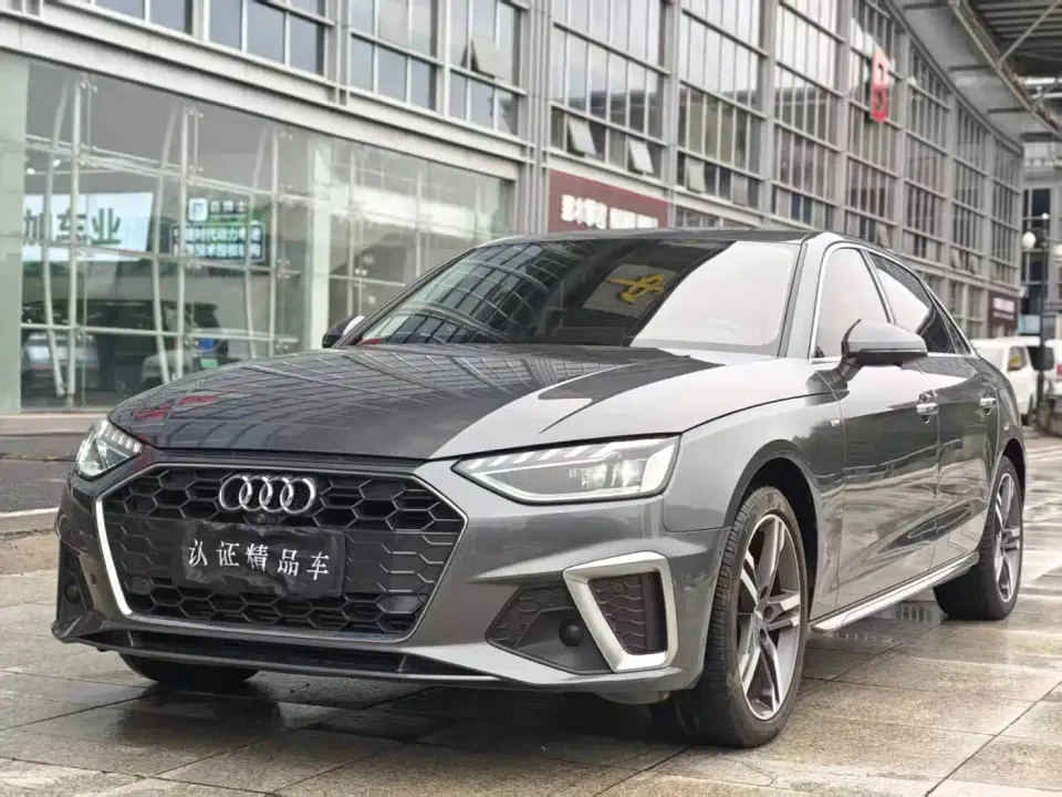 Audi A4L 40 TFSI Luxury Dynamic 2021