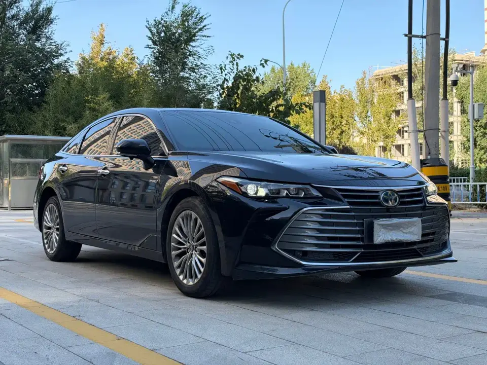 Toyota Avalon Hybrid 2.5L XLE Premium Edition China VI 2021