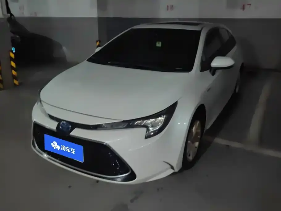 Toyota Levin Dual Engine 1.8H E-CVT Luxury Edition 2022