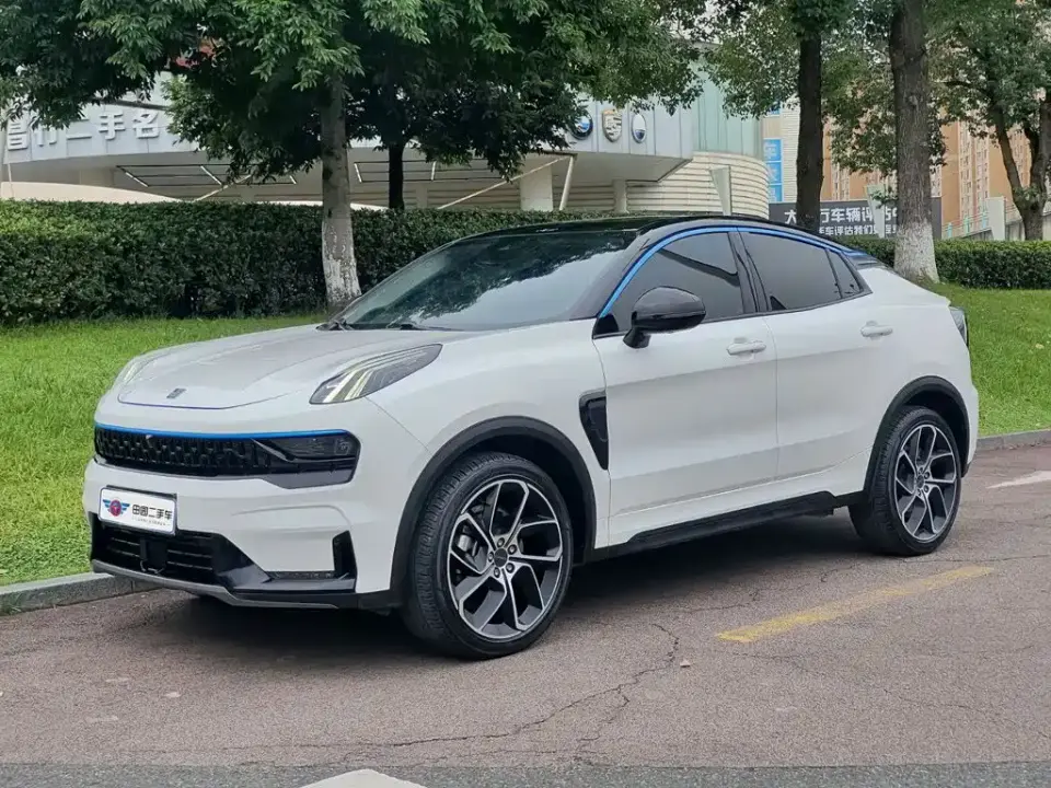 Lynk & Co 05 2.0TD 2WD Shine Halo 2021