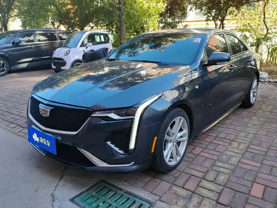 Cadillac CT4 28T Fashion Edition 2021