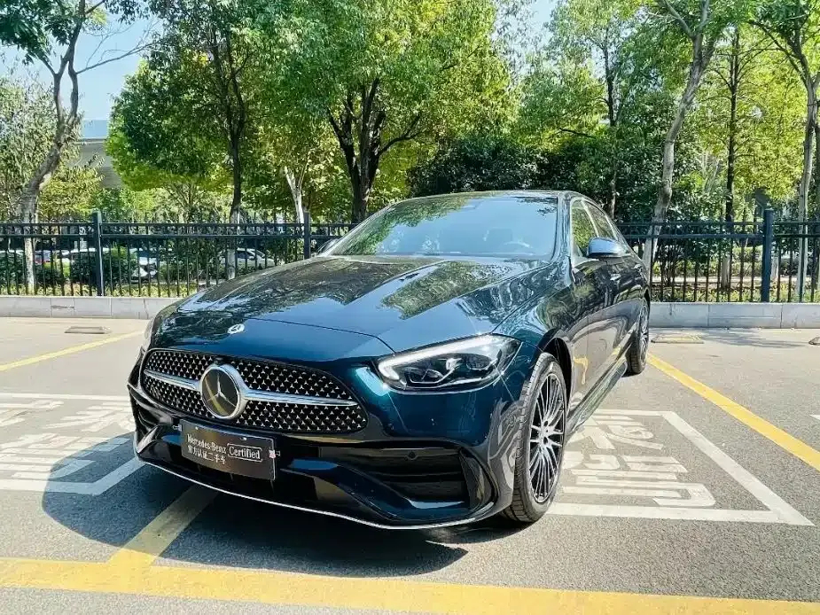 Mercedes-Benz C-Class C 260 L Sport 2025