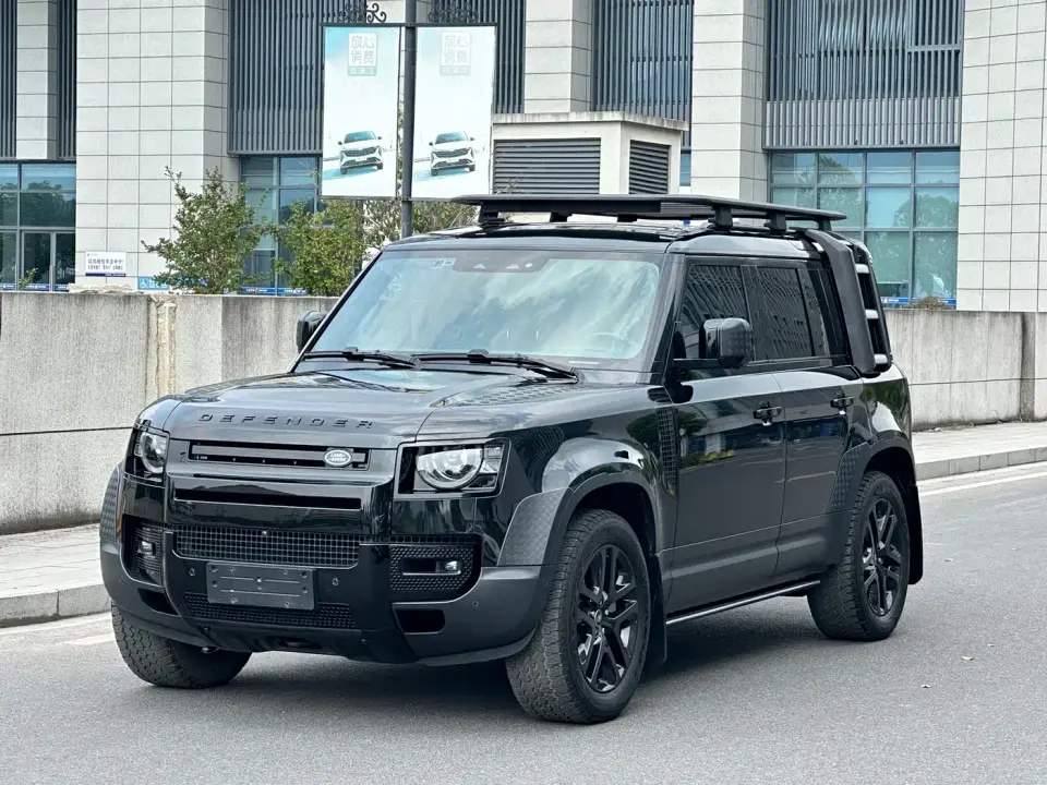 Land Rover Defender Model 110 3.0T P400 Dark Special Edition 2022